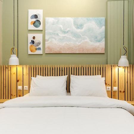 Infinity & Beyond By Halu! - Seafront Apartments Tesalonika Bagian luar foto