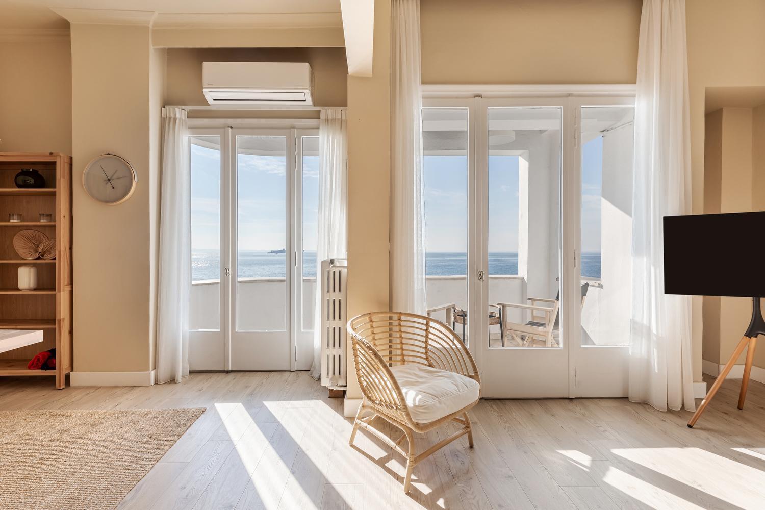 Infinity & Beyond By Halu! - Seafront Apartments Tesalonika Bagian luar foto